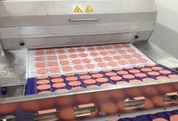 Transfer of products to freezer